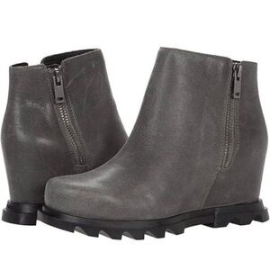 Sorel Women’s Joan Of Arctic Wedge lll Zip Boot In Quarry, Size 7